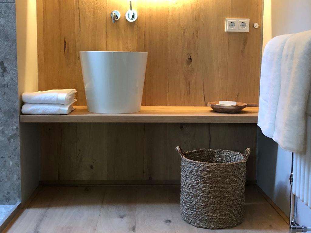 Het Wagenhuis Loon op Zand Екстериор снимка